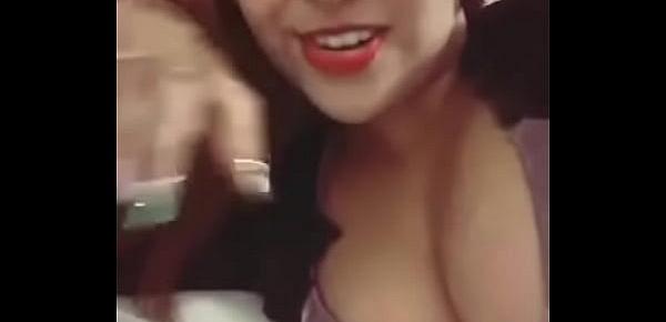SE LES VEN LAS TETAS A ARIGAMEPLAYS